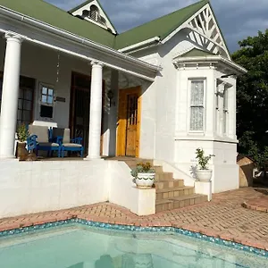 https://heath-villa.port-elizabeth-hotel.com
